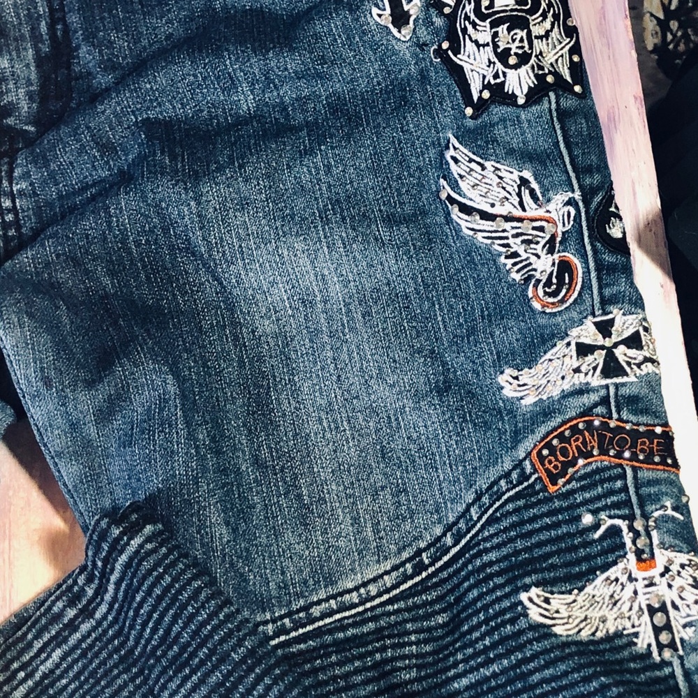 DESIGNER “PLATINUM PLUSH” FROM LOS ANGELES